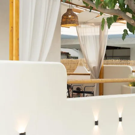 Madam Essence Hotel Neoi Poroi